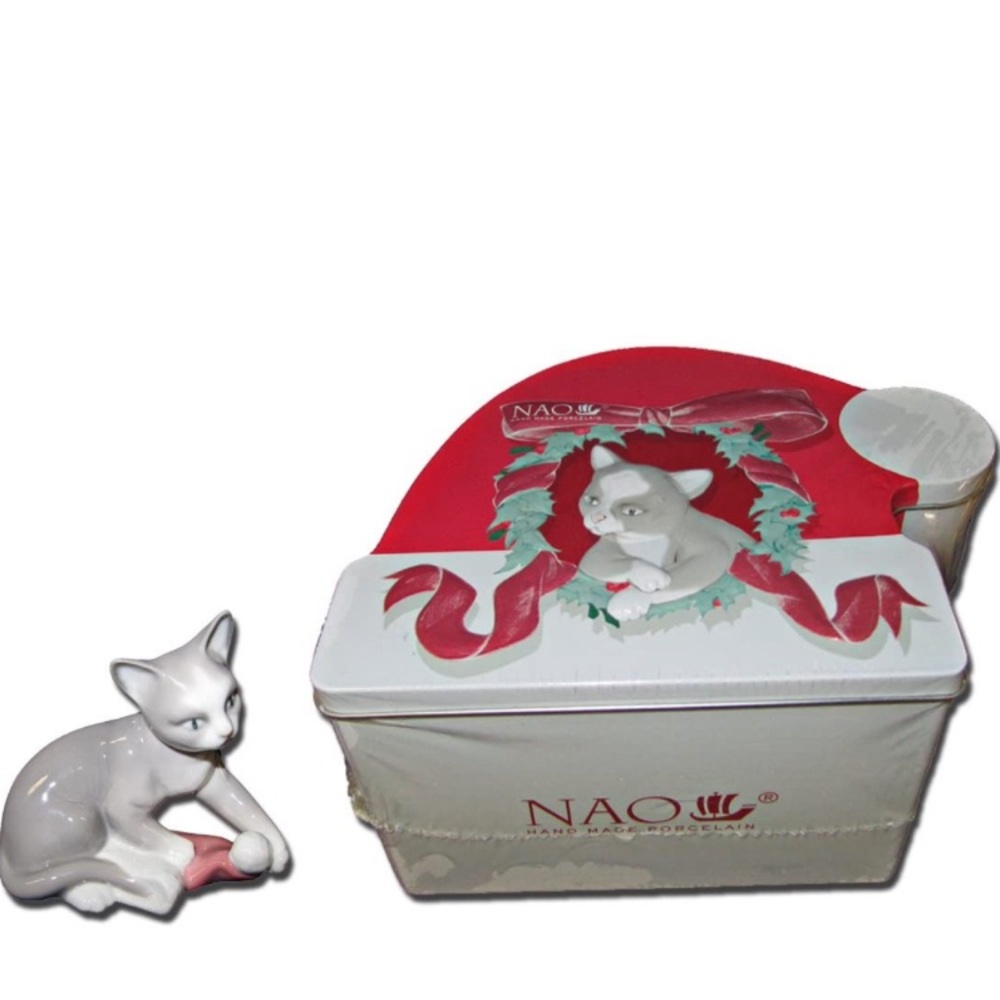 Vintage new Collectable figurine porcelain cat